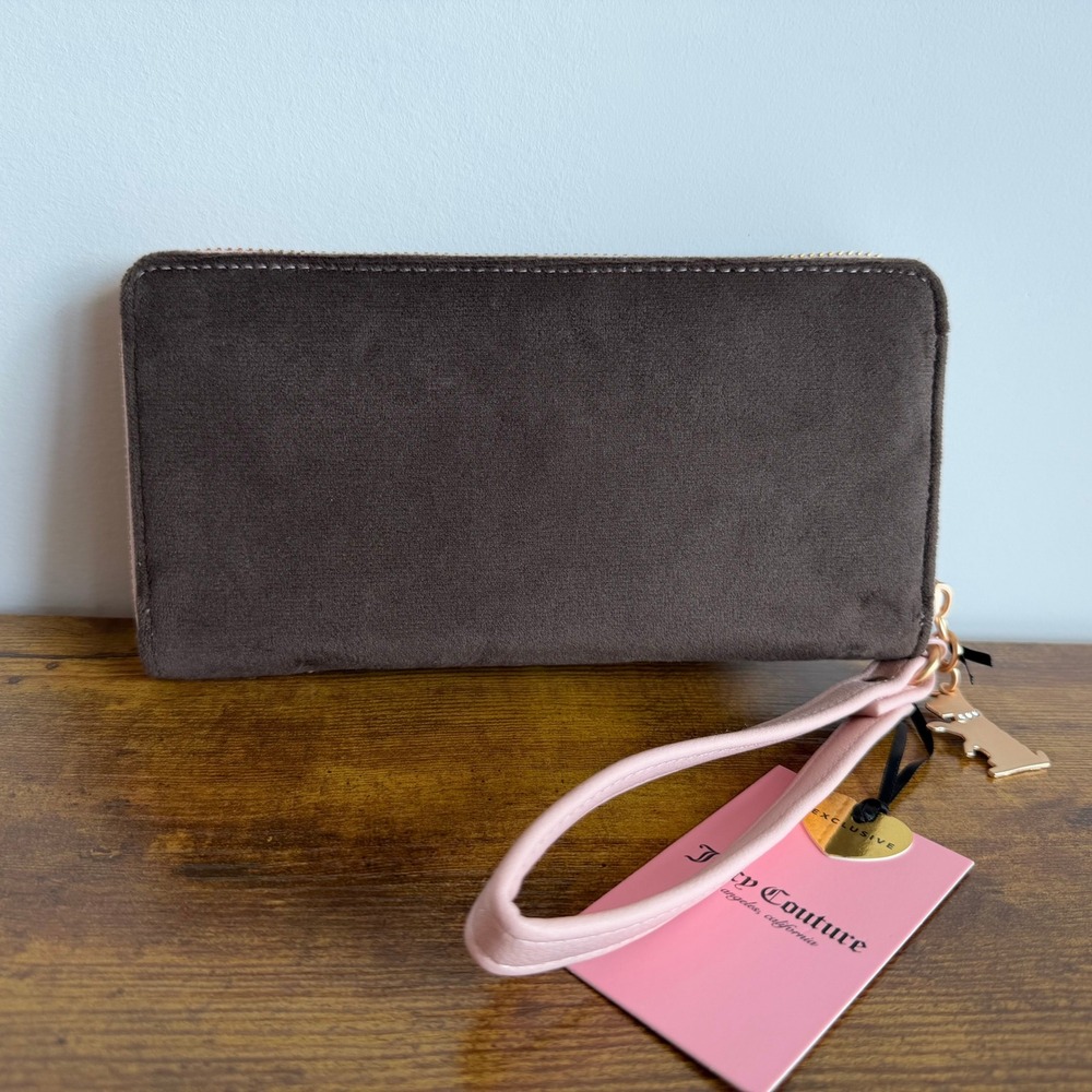New Juicy Couture New Love Chapter Wallet Clutch Wristlet Pink Large Long Dog - Picture 3 of 6